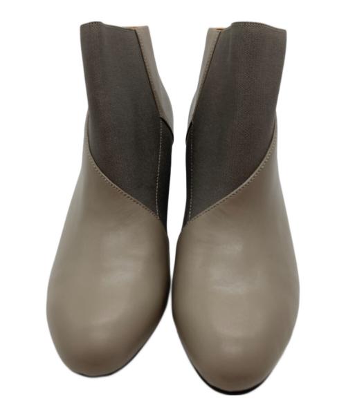 ISSEY MIYAKE（イッセイミヤケ）ISSEY MIYAKE (イッセイミヤケ) UNITED NUDE (ユナイテッドヌード) ブーティ ベージュ サイズ:38の古着・服飾アイテム