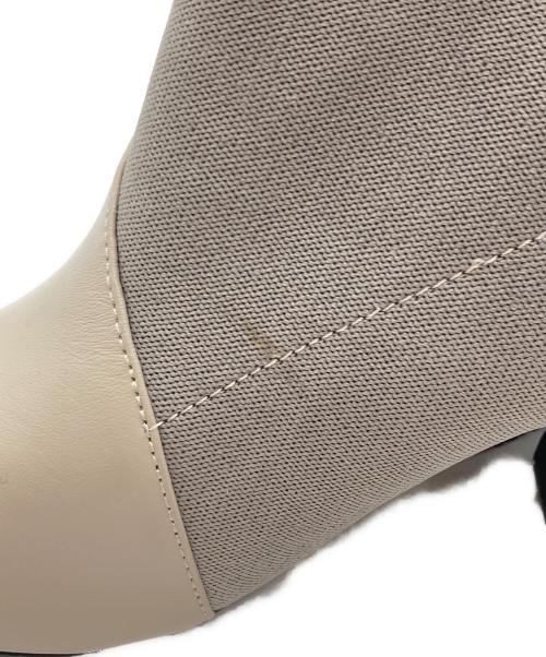 ISSEY MIYAKE（イッセイミヤケ）ISSEY MIYAKE (イッセイミヤケ) UNITED NUDE (ユナイテッドヌード) ブーティ ベージュ サイズ:38の古着・服飾アイテム