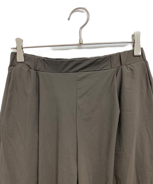 HELLY HANSEN（ヘリーハンセン）HELLY HANSEN (ヘリーハンセン) emmi atelier (エミアトリエ) W Water Rashguard Wide Pants ブラウン サイズ:WMの古着・服飾アイテム