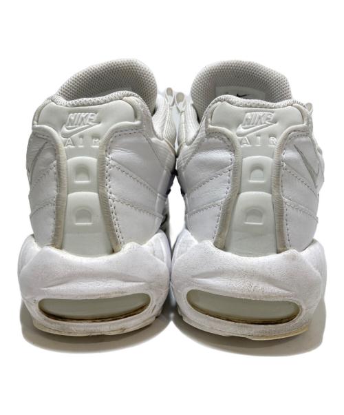 NIKE（ナイキ）NIKE (ナイキ) スニーカー ホワイト サイズ:27の古着・服飾アイテム