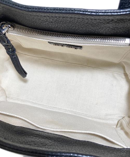 MIU MIU（ミュウミュウ）MIU MIU (ミュウミュウ) バッグ ブラックの古着・服飾アイテム