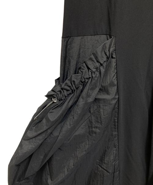 UN3D.（アンスリード）UN3D. (アンスリード) サイドギャザーポケットワンピース ブラック サイズ:36の古着・服飾アイテム