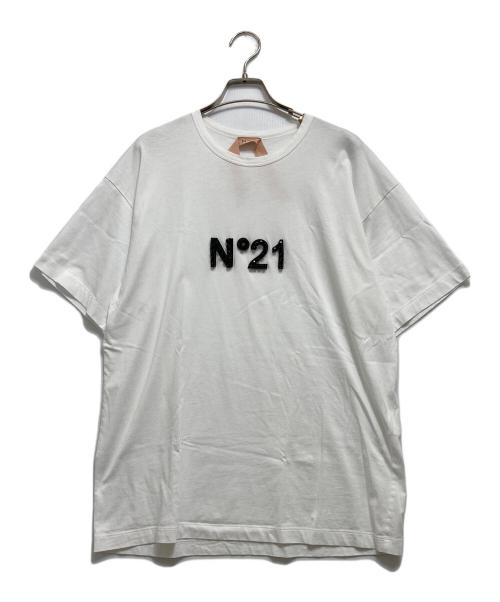 N°21（ヌメロヴェントゥーノ）N°21 (ヌメロヴェントゥーロ) ビジューロゴカットソー ホワイト サイズ:40の古着・服飾アイテム