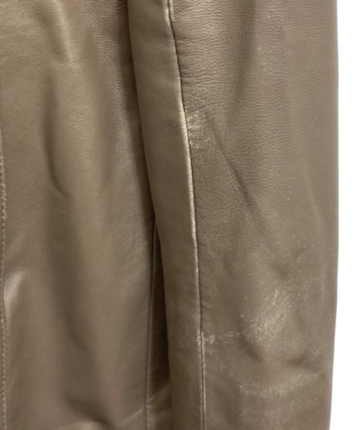 JEAN LOUIS SCHERRER（ジャンルイ シェレル）JEAN LOUIS SCHERRER (ジャンルイ シェレル) ラムレザーコート ベージュ サイズ:Mの古着・服飾アイテム