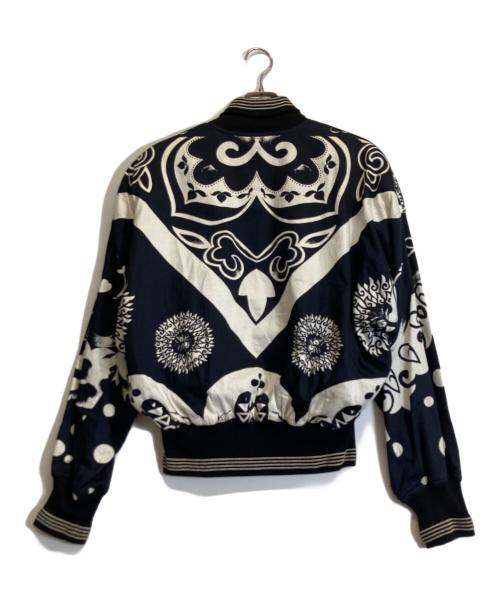 GIANNI VERSACE（ジャンニ・ヴェルサーチ）GIANNI VERSACE (ジャンニ・ヴェルサーチ) 総柄ブルゾン ホワイト サイズ:50の古着・服飾アイテム