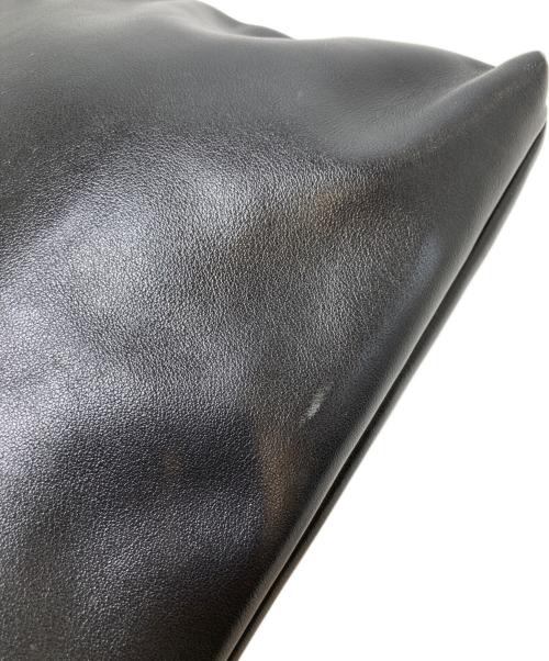 PRADA（プラダ）PRADA (プラダ) レザーショルダーバッグの古着・服飾アイテム