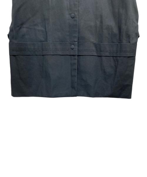 TOMORROW LAND collection（トゥモローランドコレクション）TOMORROW LAND collection (トゥモローランドコレクション) コットンカツラギ ベルテッドジレ ブラック サイズ:36の古着・服飾アイテム