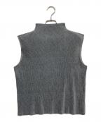 PLEATS PLEASEプリーツプリーズ）の古着「ノースリーブブラウス」｜グレー