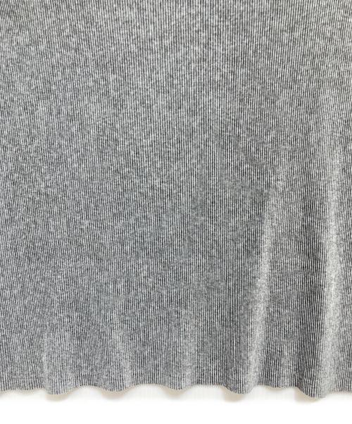 PLEATS PLEASE（プリーツプリーズ）PLEATS PLEASE (プリーツプリーズ) ノースリーブブラウス グレー サイズ:3の古着・服飾アイテム