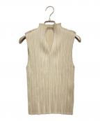 PLEATS PLEASEプリーツプリーズ）の古着「ノースリーブブラウス」｜ベージュ