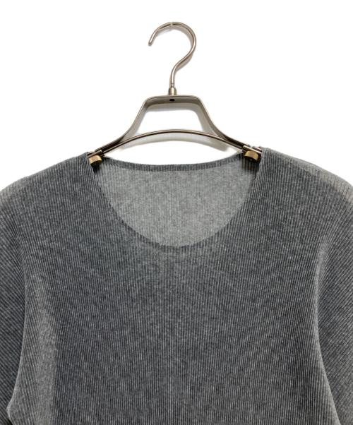 PLEATS PLEASE（プリーツプリーズ）PLEATS PLEASE (プリーツプリーズ) 長袖ブラウス グレー サイズ:3の古着・服飾アイテム