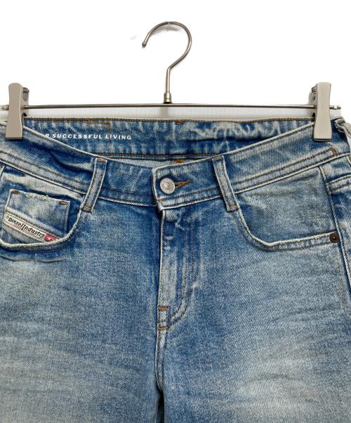 DIESEL（ディーゼル）DIESEL (ディーゼル) ブーツカットジーンズ インディゴ サイズ:W25の古着・服飾アイテム