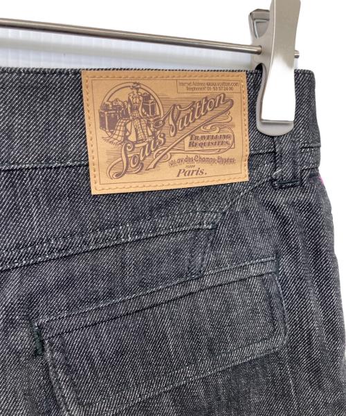 LOUIS VUITTON（ルイ ヴィトン）LOUIS VUITTON (ルイ ヴィトン) モノグラムデニムショートパンツ ブラック サイズ:38の古着・服飾アイテム