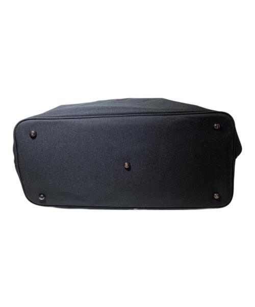 MIYAKE DESIGN STUDIO（ミヤケ デザイン スタジオ）MIYAKE DESIGN STUDIO (ミヤケ デザイン スタジオ) ショルダーバッグ ブラックの古着・服飾アイテム