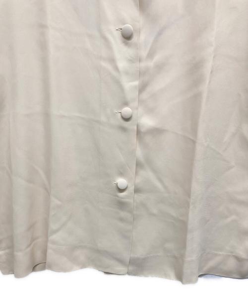 MOSCHINO（モスキーノ）MOSCHINO (モスキーノ) 半袖シャツ ホワイト サイズ:38の古着・服飾アイテム