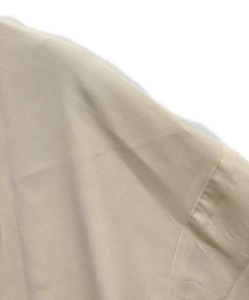 MOSCHINO（モスキーノ）MOSCHINO (モスキーノ) 半袖シャツ ホワイト サイズ:38の古着・服飾アイテム