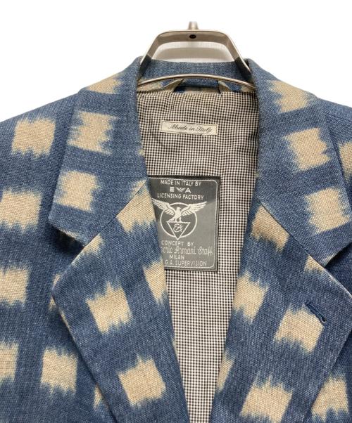 EMPORIO ARMANI（エンポリオアルマーニ）EMPORIO ARMANI (エンポリオアルマーニ) 総柄テーラードジャケット ブルー サイズ:48の古着・服飾アイテム