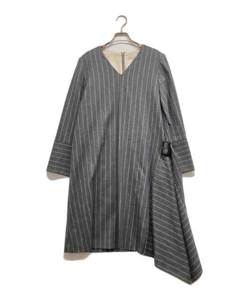 ADORE（アドーア）ADORE (アドーア) ウールストライプアシンメトリーヘムワンピース グレー サイズ:38の古着・服飾アイテム