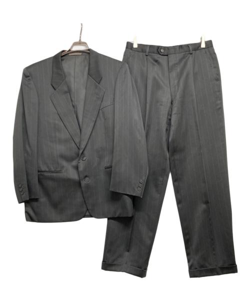 Yves Saint Laurent（イヴサンローラン）Yves Saint Laurent (イヴサンローラン) セットアップスーツ グレー サイズ:C-94 W-82 T-175の古着・服飾アイテム