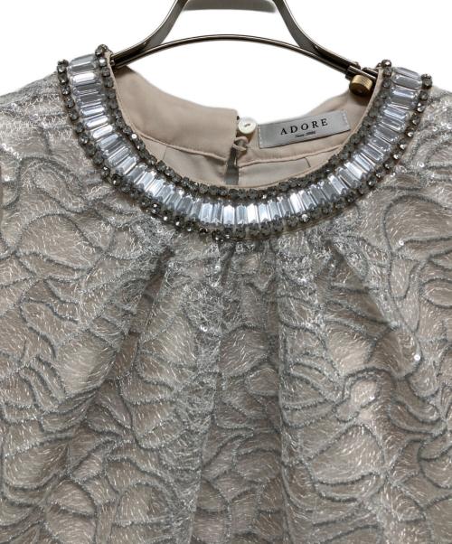 ADORE（アドーア）ADORE (アドーア) スパンコールワンピース アイボリー サイズ:38の古着・服飾アイテム