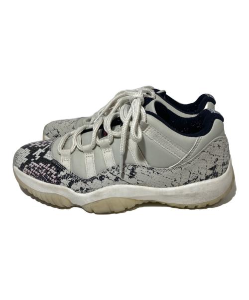 NIKE（ナイキ）NIKE (ナイキ) AIR JORDAN 11 RETRO LOW LE ライトグレー サイズ:27の古着・服飾アイテム