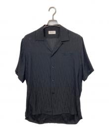 Saint Laurent Paris（サンローランパリ）の古着「スターエンブロイダリーシルク半袖シャツ」｜ブラック