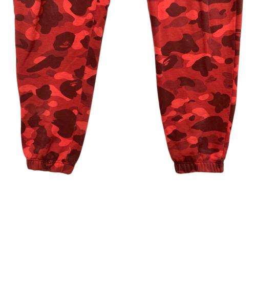 A BATHING APE（ア ベイシング エイプ）A BATHING APE (ア ベイシング エイプ) Color Camo Sweat Pant レッド サイズ:XLの古着・服飾アイテム