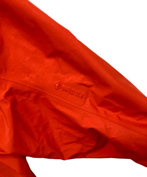 ARC'TERYX（アークテリクス）ARC'TERYX (アークテリクス) ZETA SL JACKET オレンジ サイズ:Mの古着・服飾アイテム