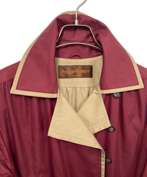 Yves Saint Laurent（イヴサンローラン）Yves Saint Laurent (イヴサンローラン) バイカラートレンチコート レッド サイズ:記載なしの古着・服飾アイテム