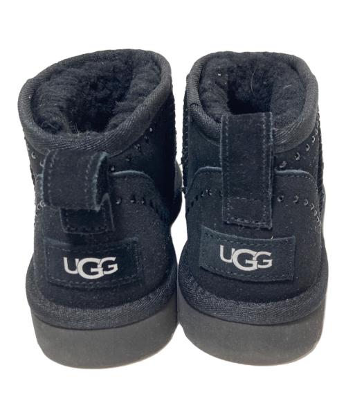 UGG（アグ）UGG (アグ) スタッズブーツ ブラック サイズ:24の古着・服飾アイテム