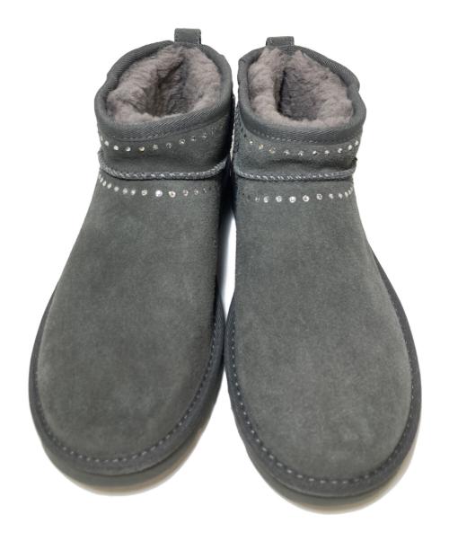 UGG（アグ）UGG (アグ) スタッズブーツ グレー サイズ:24の古着・服飾アイテム