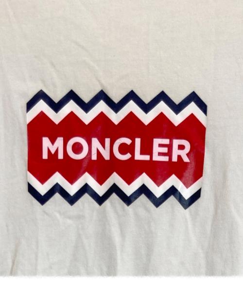 MONCLER（モンクレール）MONCLER (モンクレール) ロゴプリントTシャツ ホワイト サイズ:XLの古着・服飾アイテム