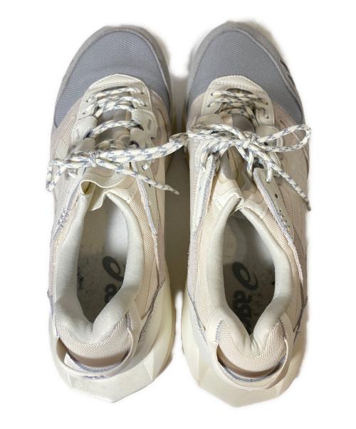 asics（アシックス）asics (アシックス) スニーカー ホワイト サイズ:28の古着・服飾アイテム