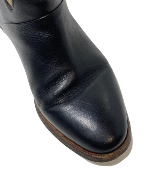 UGG（アグ）UGG (アグ) スタッズショートブーツ ブラック サイズ:6の古着・服飾アイテム