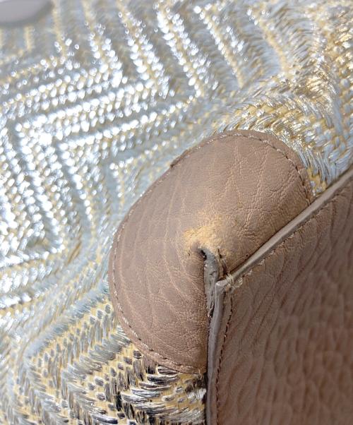 JIMMY CHOO（ジミーチュウ）JIMMY CHOO (ジミーチュウ) トートバッグ シルバーの古着・服飾アイテム