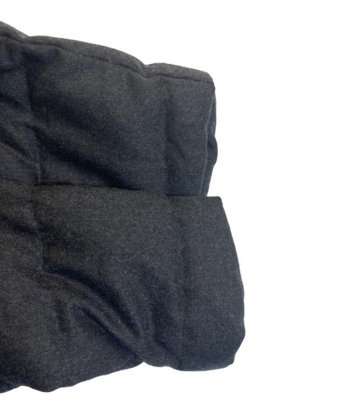 BARNEYS NEWYORK（バーニーズ・ニューヨーク）BARNEYS NEWYORK (バーニーズ・ニューヨーク) ダウンジャケット グレー サイズ:Lの古着・服飾アイテム