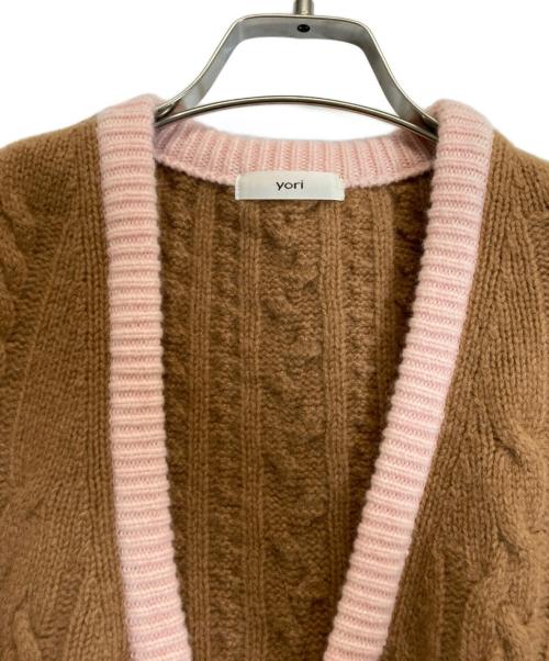 YORI（ヨリ）yori (ヨリ) ファンシーヘムケーブルカーデ ブラウン サイズ:Fの古着・服飾アイテム