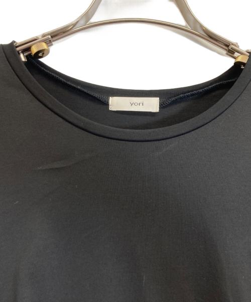 YORI（ヨリ）yori (ヨリ) フレアギャザーカットソー ブラック サイズ:Fの古着・服飾アイテム