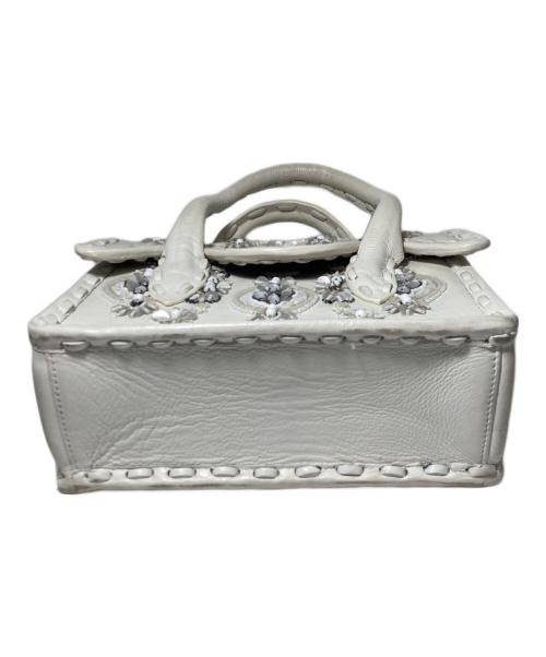 Carving Tribes（カービングトライブス）CARVING TRIBES (カービングトライブス) ビジューショルダーバック ホワイトの古着・服飾アイテム