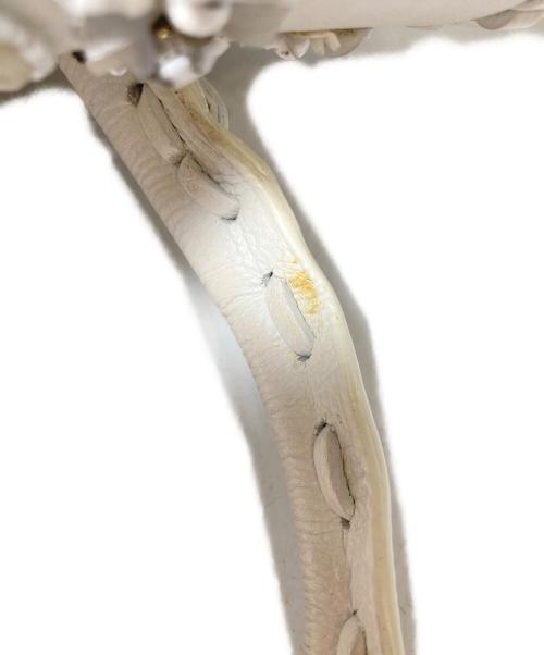 Carving Tribes（カービングトライブス）CARVING TRIBES (カービングトライブス) ビジューショルダーバック ホワイトの古着・服飾アイテム