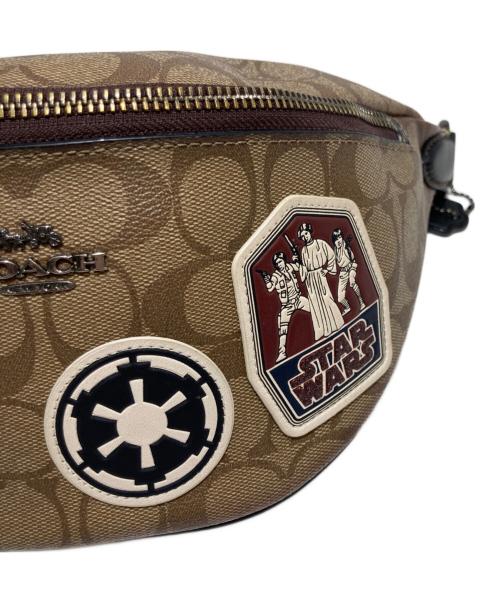 COACH（コーチ）COACH (コーチ) STAR WARS (スターウォーズ) ウエストバッグ ブラウンの古着・服飾アイテム