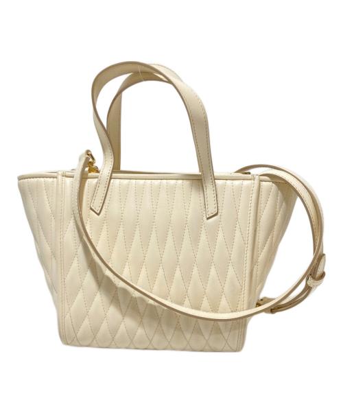 BALLY（バリー）BALLY (バリー) キルティングハンドバッグ アイボリーの古着・服飾アイテム