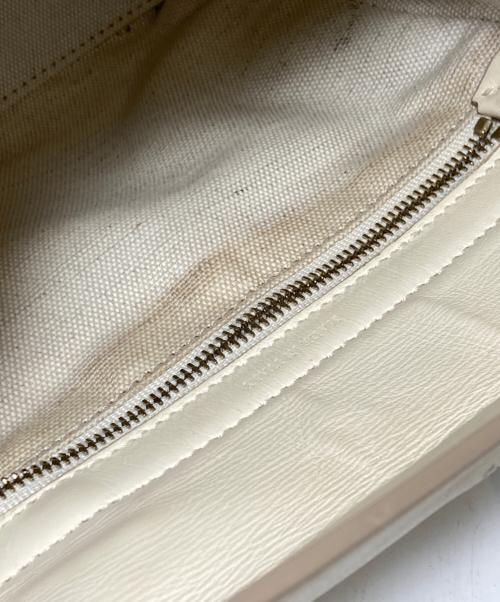 BALLY（バリー）BALLY (バリー) キルティングハンドバッグ アイボリーの古着・服飾アイテム