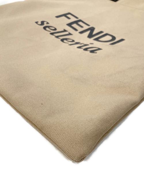 FENDI（フェンディ）FENDI (フェンディ) セレリアトートバッグ ベージュの古着・服飾アイテム