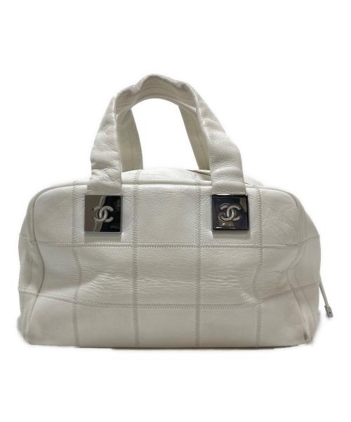 CHANEL（シャネル）CHANEL (シャネル) チョコバー ハンドバッグ ホワイトの古着・服飾アイテム