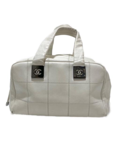 CHANEL（シャネル）CHANEL (シャネル) チョコバー ハンドバッグ ホワイトの古着・服飾アイテム