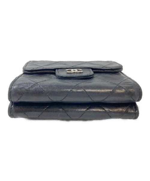 CHANEL（シャネル）CHANEL (シャネル) コンパクトウォレット ブラックの古着・服飾アイテム