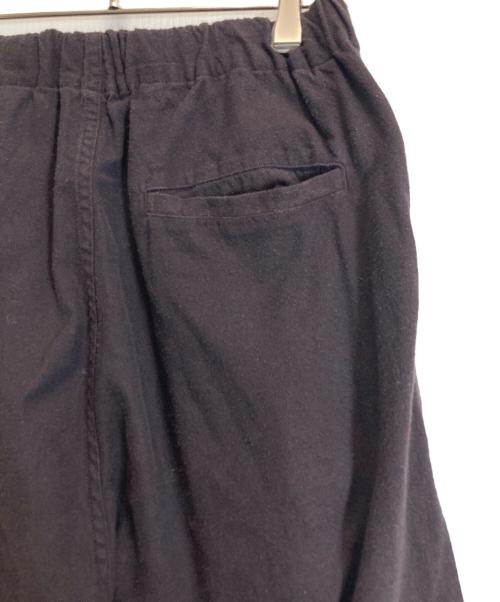 confect（コンフェクト）CONFECT (コンフェクト) コットンシルクネップサージ イージーワイドパンツ ブラウン サイズ:3の古着・服飾アイテム