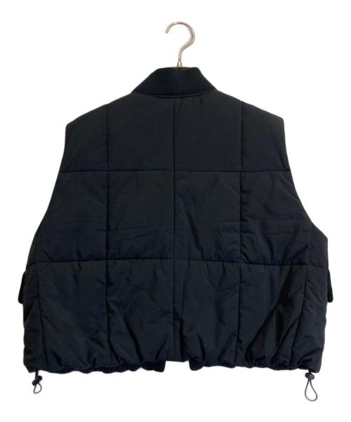 LACOSTE（ラコステ）LACOSTE (ラコステ) クロップド撥水中綿ベスト ブラック サイズ:Mの古着・服飾アイテム