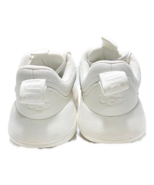 UGG（アグ）UGG (アグ) クラウドトレーナー ホワイト サイズ:23の古着・服飾アイテム